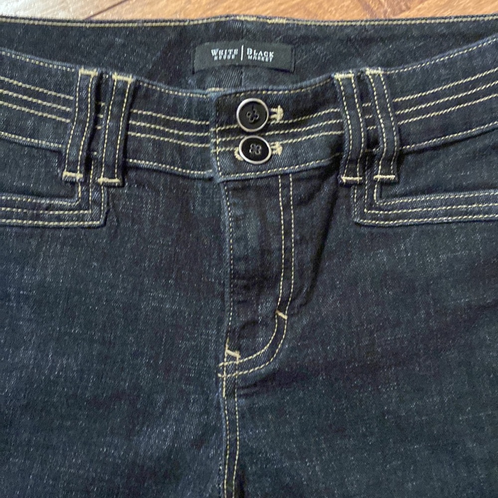 WHBM Blanc Black Crop Leg Jean - Picture 4 of 12